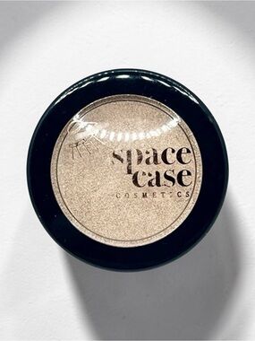 🌖 Space Case Cosmetics Highlighter | Seen From Space